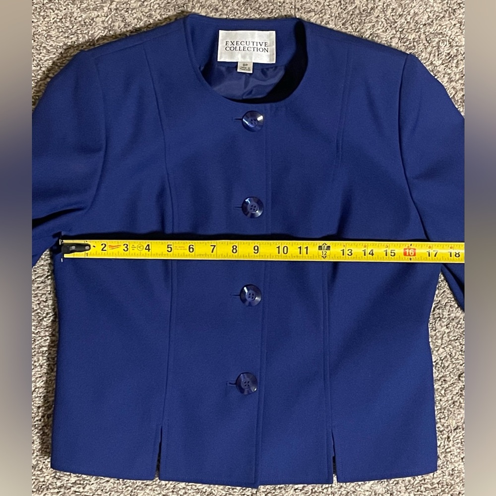 NEW Executive Collection Suit - Picture 6 of 16